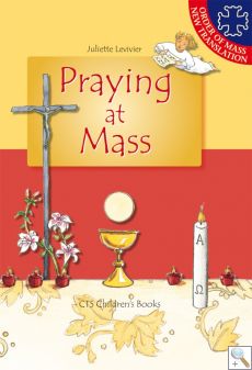 Praying at Mass 